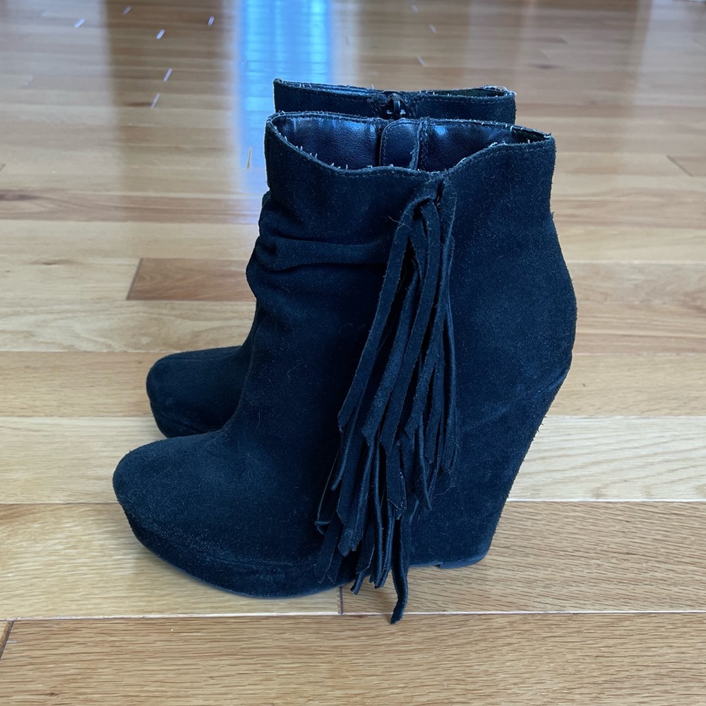 Express Fringe Ankle Boot - Picture 7 of 10